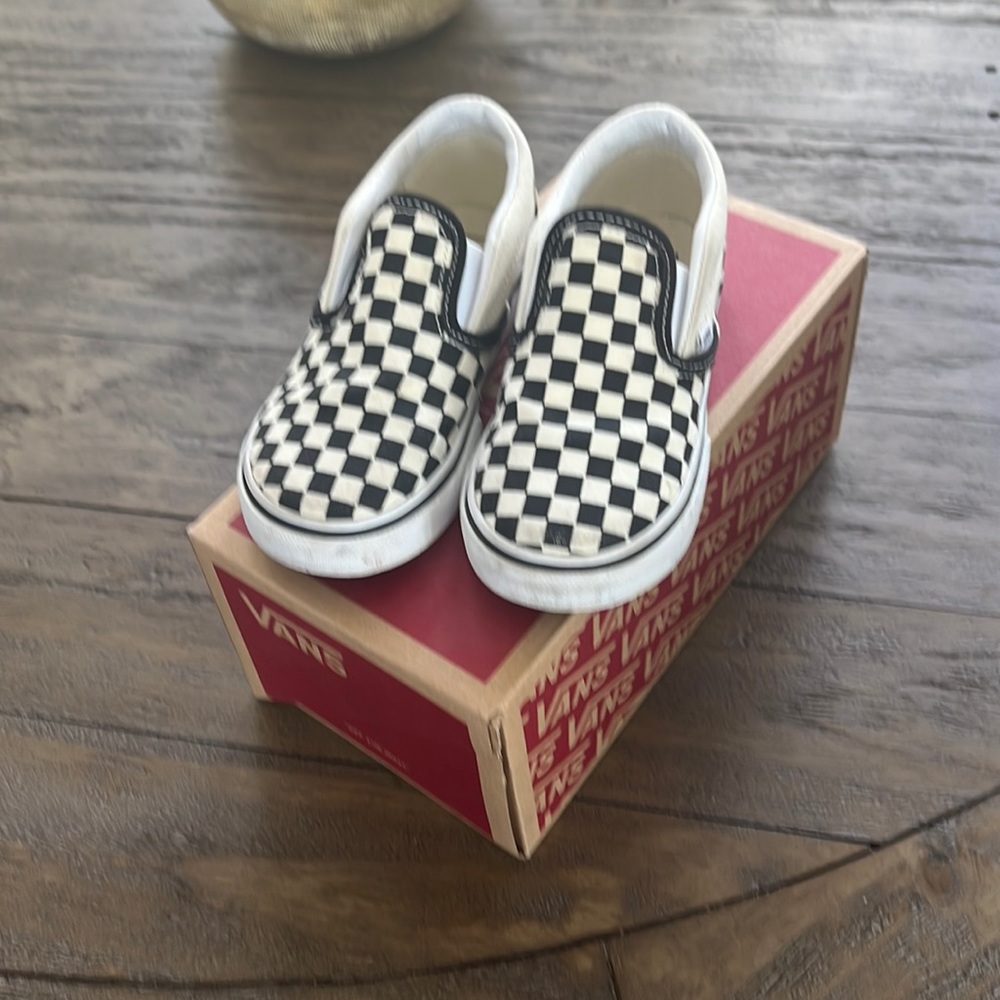 Kids vans sneakers